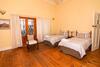 Hostal Jennis Place