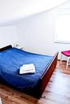 Apartments With A Parking Space Novi Vinodolski - 13098