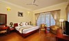 Hotel Golden Coast Resort & Spa