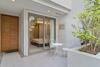 Pearl Of Naithon - Beachfront Apartments
