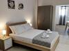 Studio & Apartment By The Beach