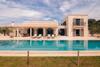Eclectic And Secluded Estate, Villa Aegis