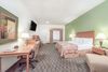 Motel Pearsall Inn And Suites