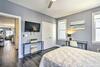 Chic Getaway With Hot Tub - Half-mi To Beach!