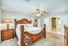 Beautiful And Well Appointed Home With Fireplace!!