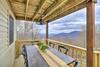 Apartamento Scenic, Authentic Cabin With Sweeping Mtn Views