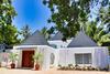Hotel Searenity Beach Villa