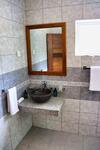 Hotel Searenity Beach Villa