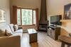 Nancy Greene's Cahilty Lodge - Hotel Room