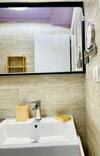 Apartment In Residential Neighbourhood With Pool