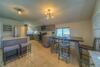 Apartamento 10 Acres Ranch W/ Horses, Pond, And More!