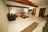 Posada Vavas Inn & Suites