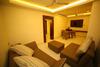 Posada Vavas Inn & Suites