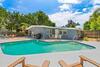 Family Friendly W/pool. 5 Miles To Madeira Beach