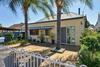 3 Bedroom 2 Bathroom Home Walking Distance To Town