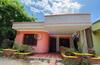 Hostal Habitaci�n Con Aire Acondicionado Y Ba�o Privado