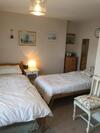 Modern 2 Bed Apartment In Central Exmouth