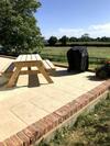 Lovely Two Bedroom Bungalow With Hot Tub
