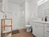 Apartamento Modern Condo With Free Parking - 512