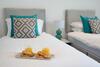 Top Floor One Bedroom Apartment