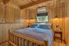 Chic Big Bear Cabin With Hot Tub Less Than 2 Mi To Ski!