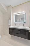 Renovated Quiet All King Bed Suites