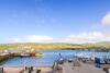 Hostal The Moorings Guesthouse & Seafood Restaurant