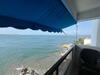Apartamento Cozy Beachfront Apt Great Views & Pool