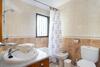 Villa Casa Tom - Spacious Holiday Home With Heated Pool