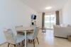 Apartamento Moncofa Beachside Retreat: Poolside Bliss