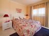 Hostal Oasis Parque Country Club