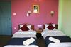 Hotel Silver Oaks Inn