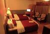 Hotel Silver Oaks Inn