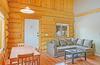 Hotel Lac Le Jeune Wilderness Resort