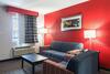 Hotel Clarion Inn & Suites