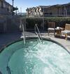 Hotel Pelican Inn & Suites