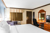Hotel Quality Inn & Suites