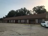 Motel Budget Host Village Inn