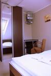 Hostal Penzion A Polocafe U Lavky