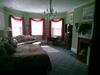Hostal 463 Beacon Street Guest House