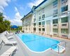 Hotel The Colonnade