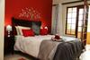 Hostal Classic Court B&B