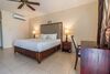 Hotel Travellers Beach Resort