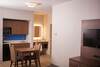 Holiday Inn Express Hotel & Suites