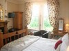 Hotel Glan Heulog Bed And Breakfast