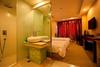 Yiwu Luckbear Hotel