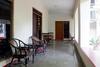 Hostal Oyo 524 Makuta Hotel