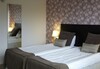 Riverside Hotel & Apartments