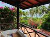 Sri Beach Bungalows And Villa