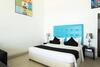Hotel Cantaloupe Aqua